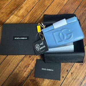 NWT Dolce & Gabbana Women's Medium Calfskin DG Logo Card Holder